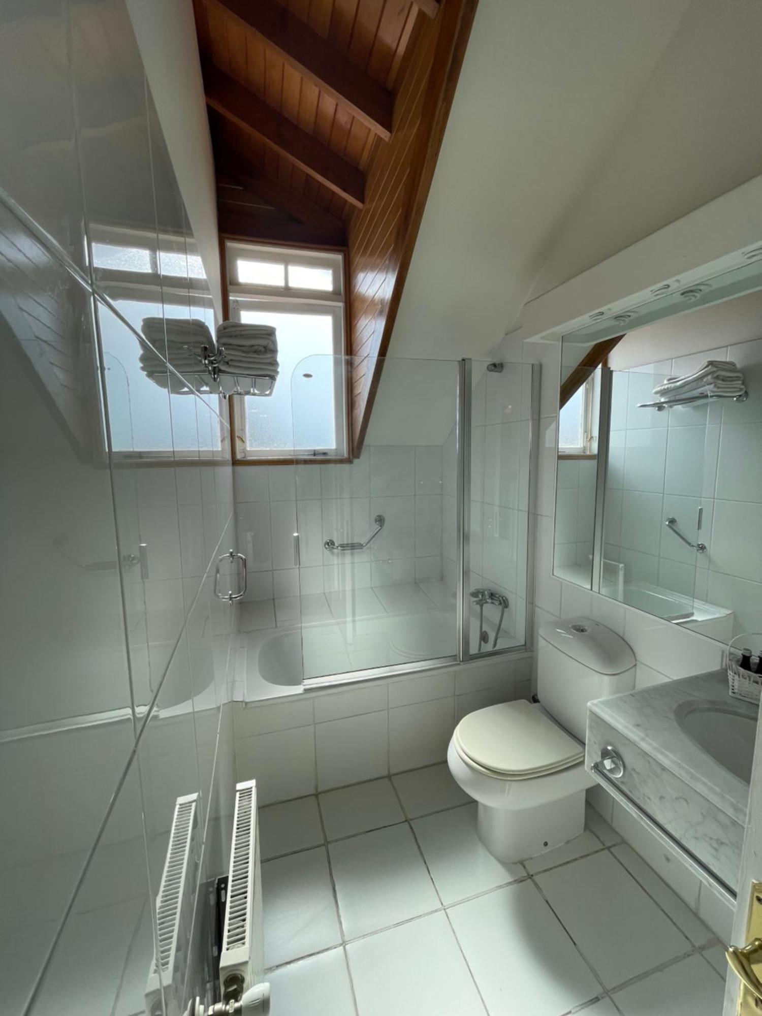 Hotel Casa Somerscales فالبارايسو الغرفة الصورة